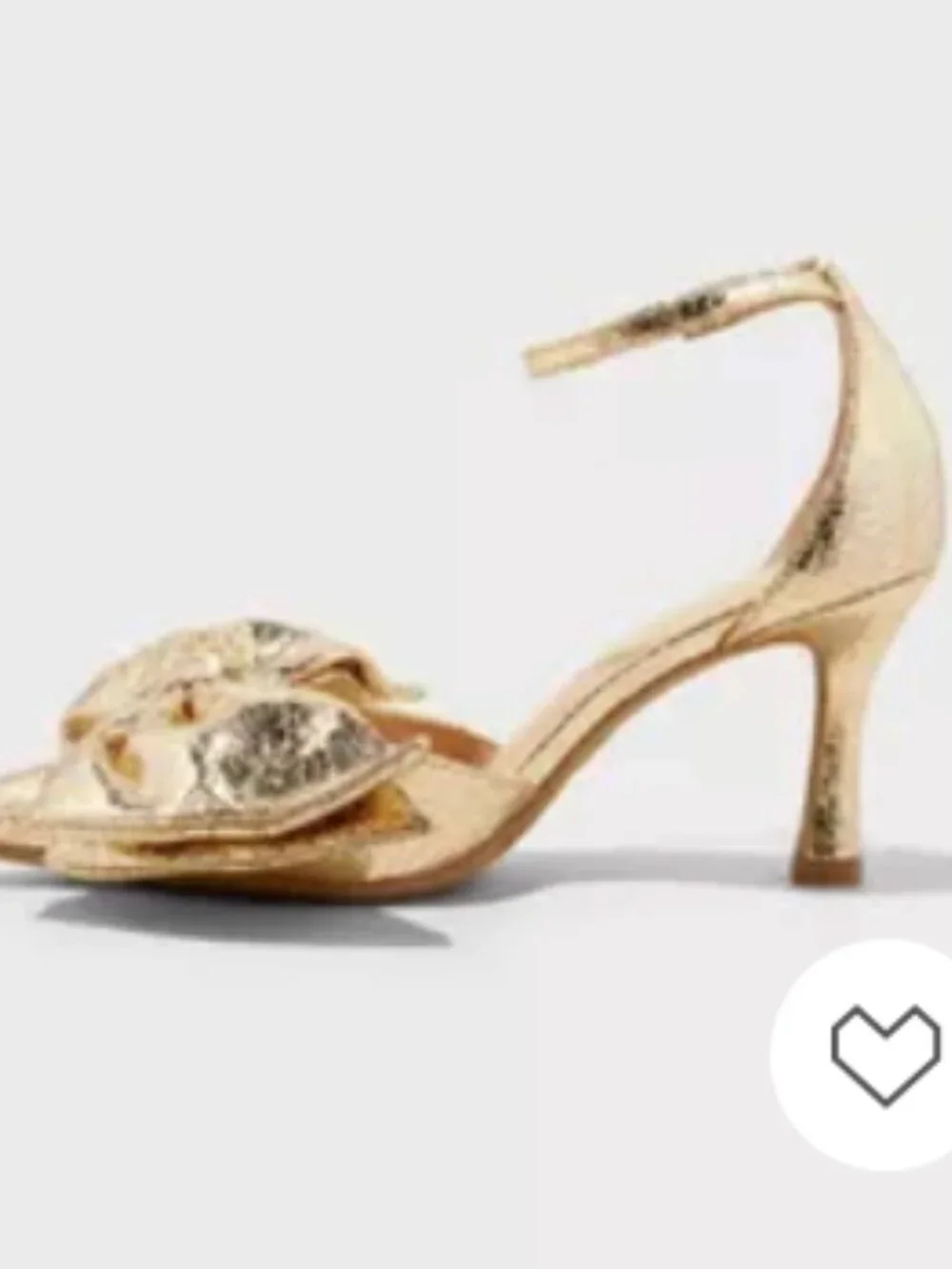 Grace bow pumps